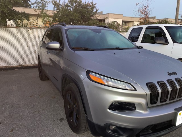 used 2015 Jeep Cherokee car, priced at $11,995