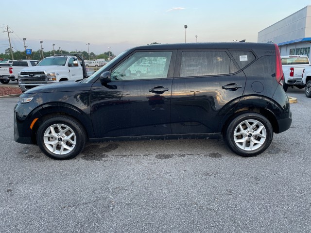 used 2022 Kia Soul car, priced at $19,995