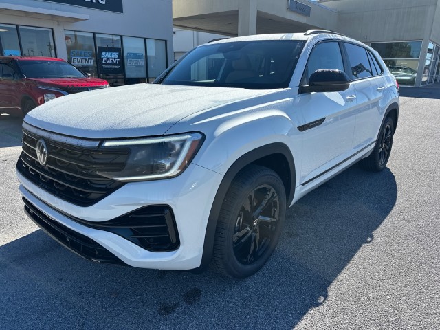 new 2025 Volkswagen Atlas Cross Sport car, priced at $52,061