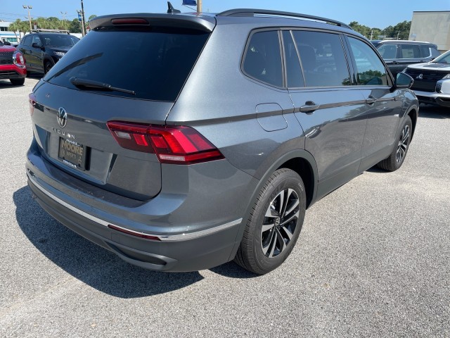 new 2024 Volkswagen Tiguan car, priced at $28,399