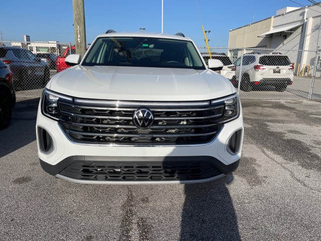 used 2024 Volkswagen Atlas car, priced at $34,995