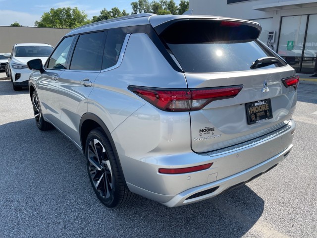 new 2024 Mitsubishi Outlander car