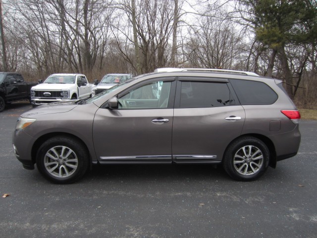 used 2014 Nissan Pathfinder car, priced at $12,895