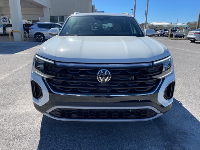 new 2024 Volkswagen Atlas Cross Sport car, priced at $41,699