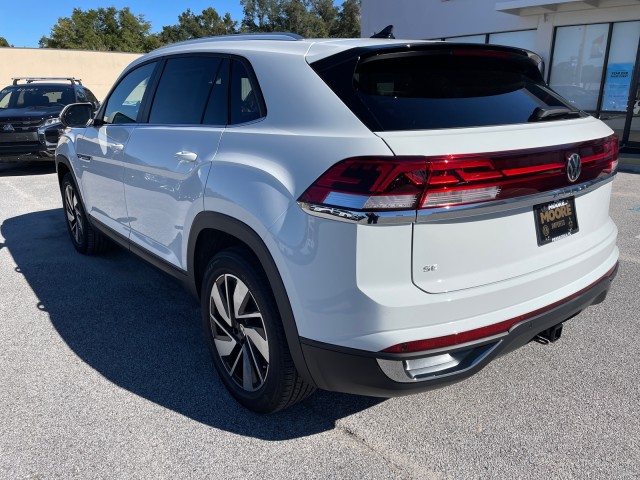 new 2024 Volkswagen Atlas Cross Sport car, priced at $41,699