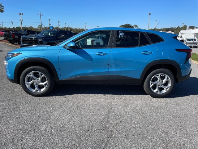 new 2025 Chevrolet Trax car, priced at $23,160