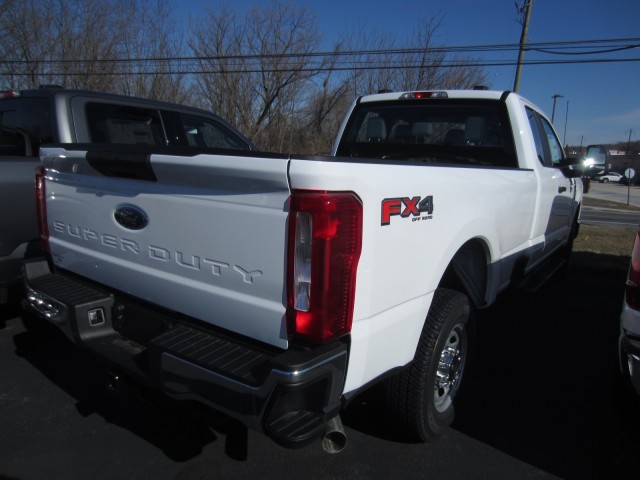 new 2025 Ford F-250 car, priced at $52,990