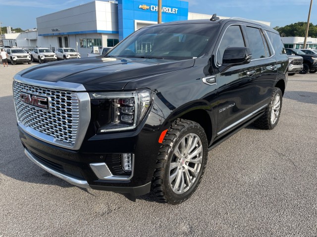 used 2022 GMC Yukon car, priced at $69,995