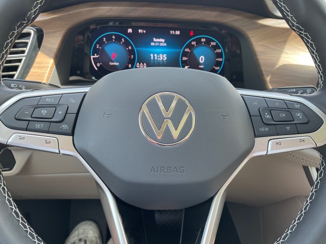 new 2024 Volkswagen Atlas car, priced at $42,999