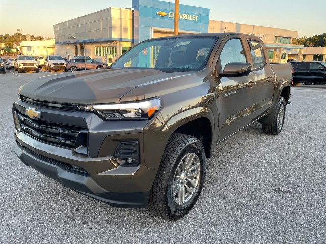 new 2024 Chevrolet Colorado car, priced at $41,385