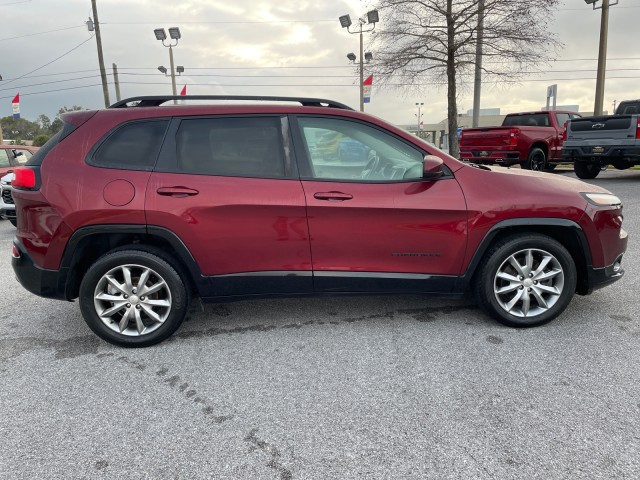 used 2018 Jeep Cherokee car, priced at $13,995