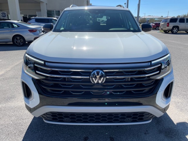 new 2025 Volkswagen Atlas car, priced at $49,121