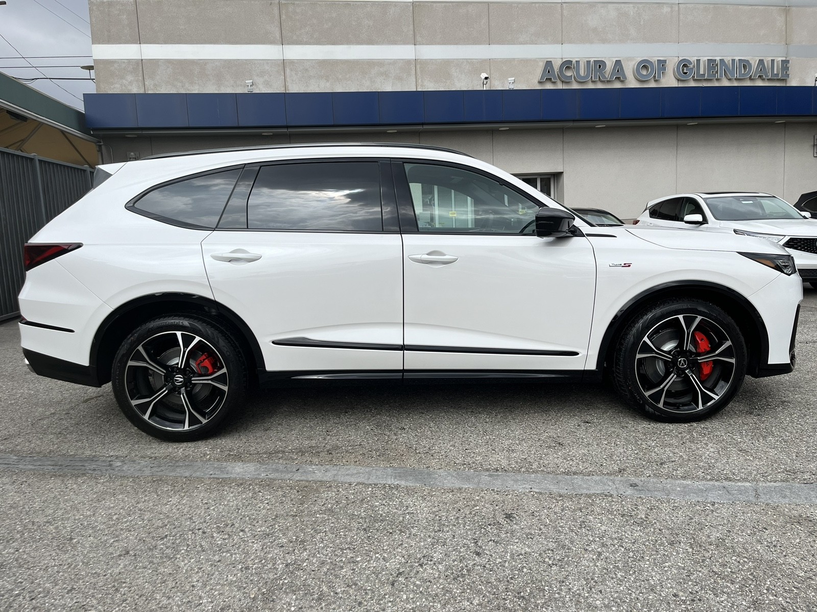 new 2025 Acura MDX car, priced at $77,200