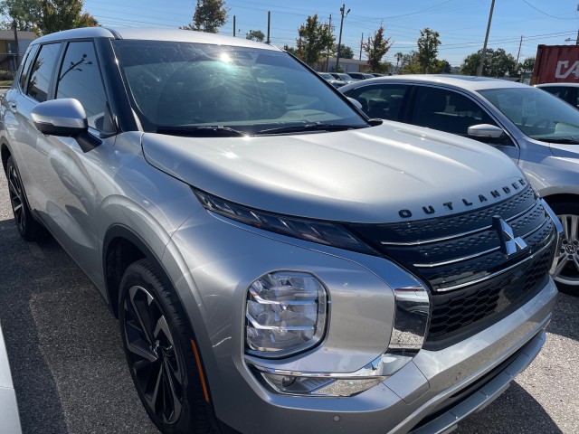 used 2022 Mitsubishi Outlander car, priced at $26,995