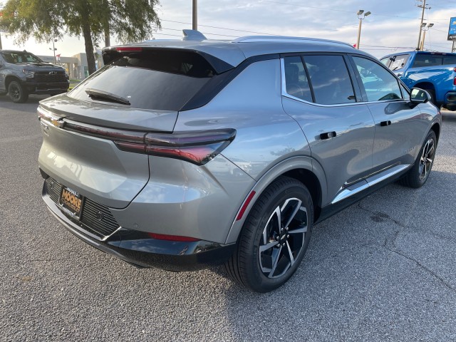 new 2024 Chevrolet Equinox EV car, priced at $43,295