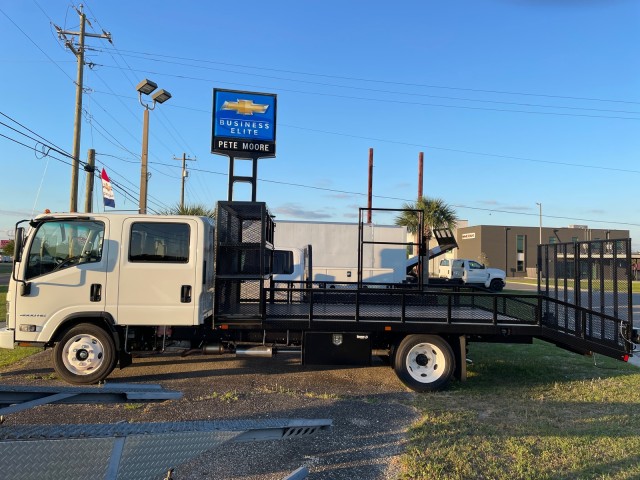 new 2024 Chevrolet 4500 HG LCF Gas car, priced at $75,772