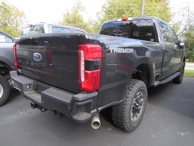 new 2024 Ford F-250 car, priced at $70,990