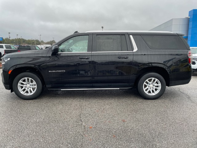 used 2023 Chevrolet Suburban car, priced at $49,995