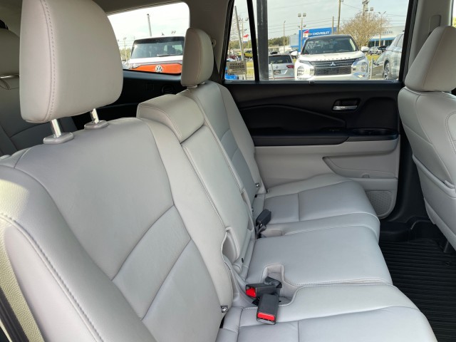 used 2020 Honda Pilot car, priced at $22,995