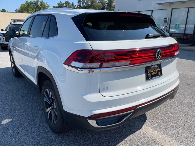 new 2024 Volkswagen Atlas Cross Sport car, priced at $36,699