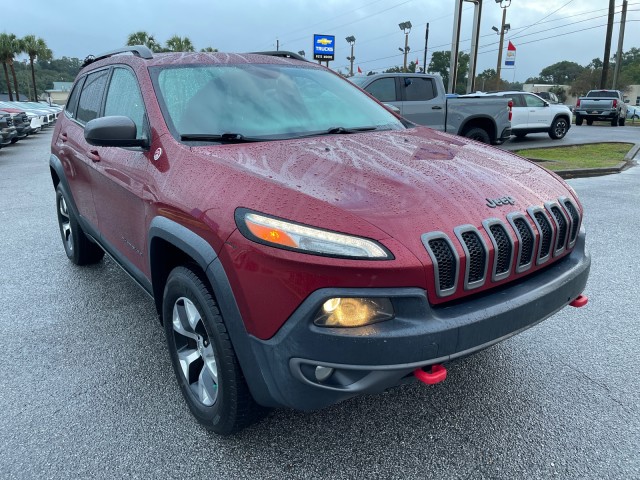 used 2015 Jeep Cherokee car, priced at $11,995