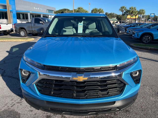 new 2025 Chevrolet TrailBlazer car, priced at $26,075