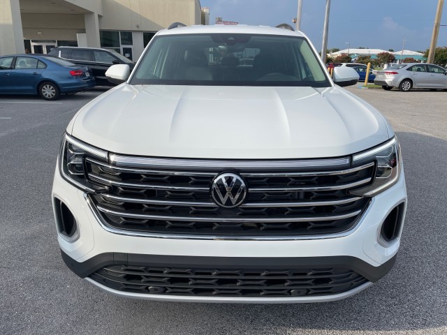 new 2024 Volkswagen Atlas car, priced at $40,999