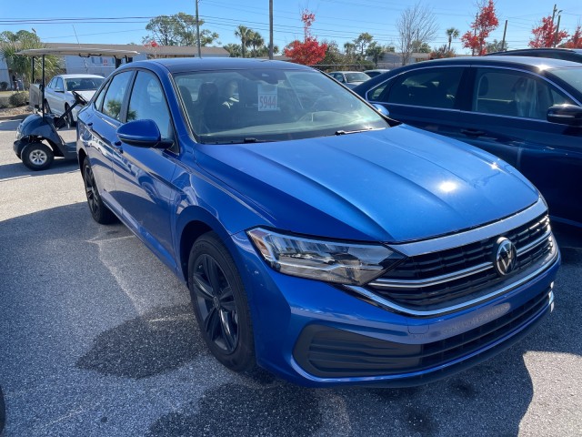 used 2024 Volkswagen Jetta car