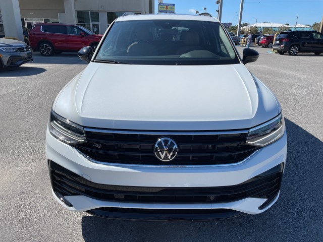 new 2024 Volkswagen Tiguan car, priced at $37,261