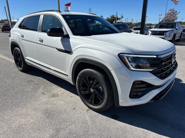 new 2025 Volkswagen Atlas Cross Sport car, priced at $52,061