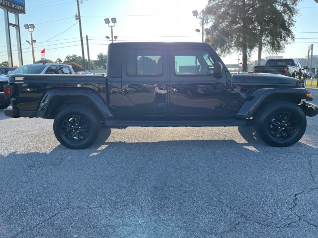 used 2022 Jeep Gladiator car, priced at $36,995