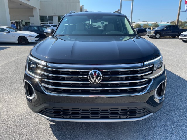 new 2024 Volkswagen Atlas car, priced at $43,499