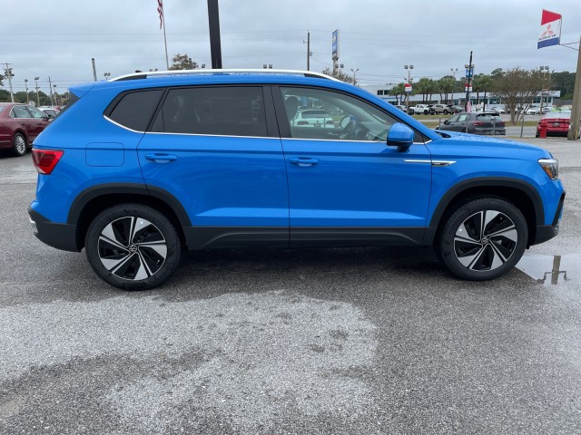 new 2024 Volkswagen Taos car, priced at $31,299