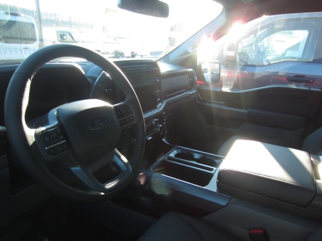 new 2025 Ford F-150 car, priced at $60,618