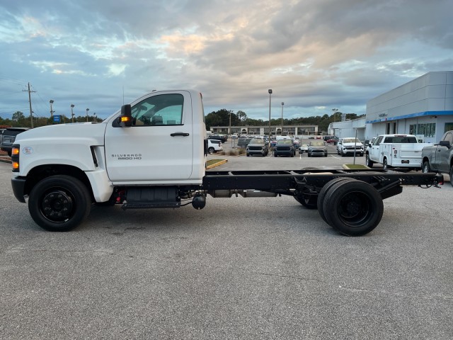 new 2024 Chevrolet Silverado MD car, priced at $73,577