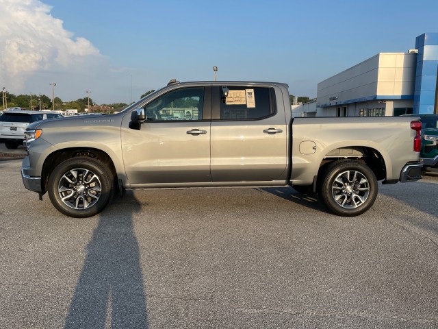 new 2024 Chevrolet Silverado 1500 car, priced at $52,735