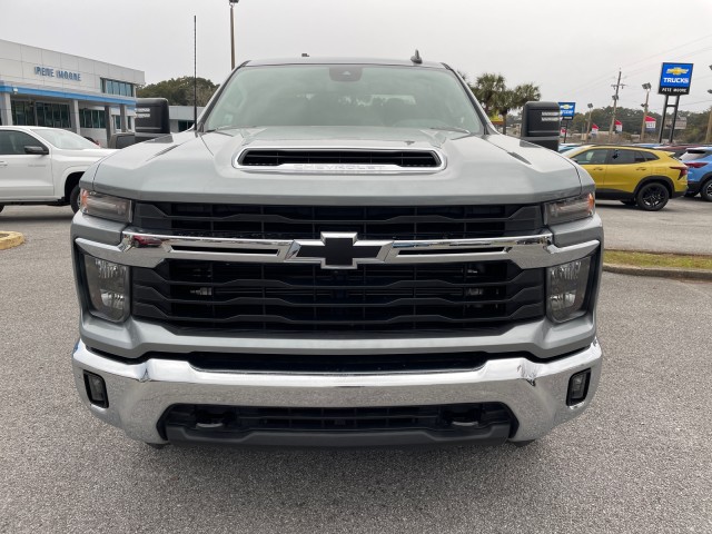 used 2024 Chevrolet Silverado 2500HD car, priced at $61,995