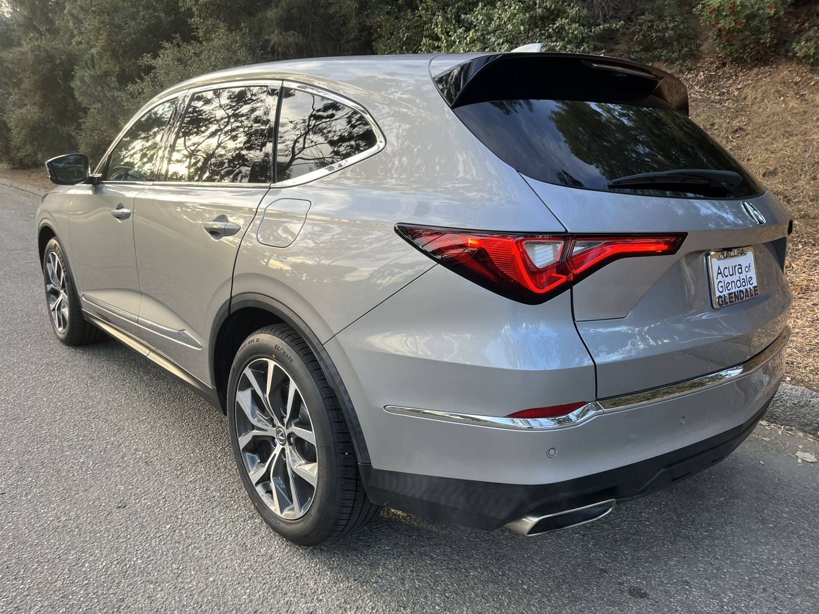 used 2022 Acura MDX car, priced at $37,488