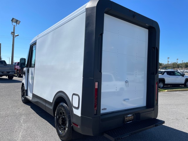 new 2025 Chevrolet BrightDrop 400 (fleet-only) car, priced at $80,030