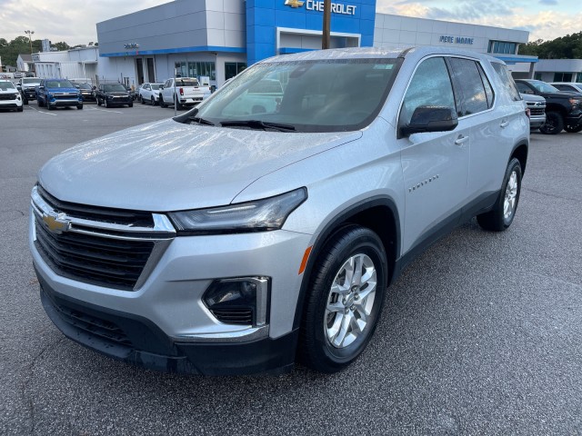 used 2022 Chevrolet Traverse car, priced at $29,995