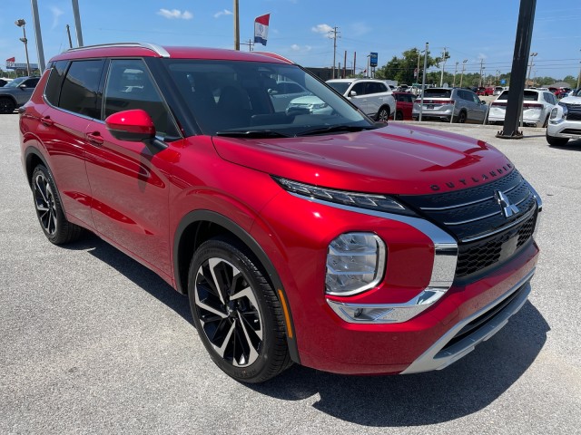 new 2024 Mitsubishi Outlander car, priced at $38,070