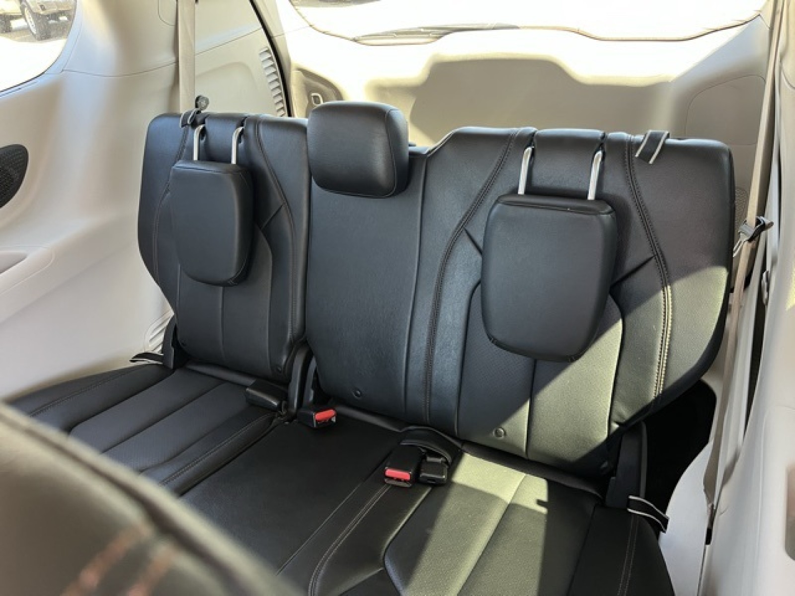 used 2020 Chrysler Pacifica car, priced at $21,043