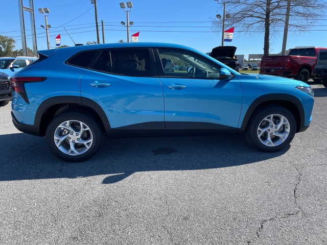 new 2025 Chevrolet Trax car, priced at $23,160