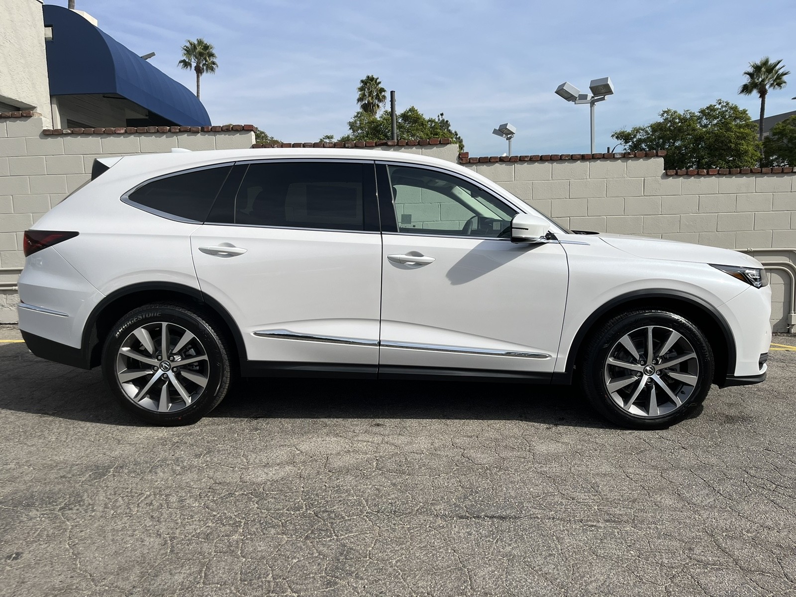 new 2025 Acura MDX car, priced at $58,550