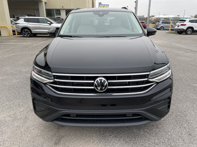 new 2024 Volkswagen Tiguan car, priced at $27,915