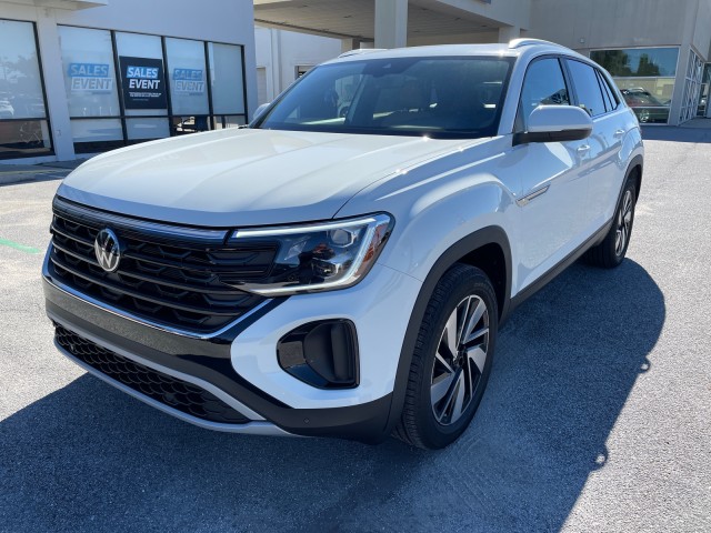 new 2024 Volkswagen Atlas Cross Sport car, priced at $41,699