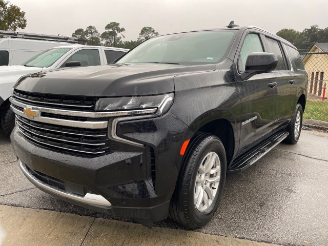 used 2023 Chevrolet Suburban car, priced at $52,995