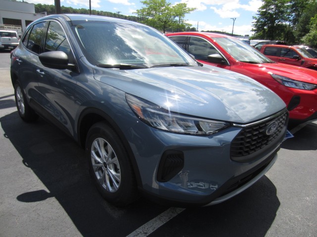 new 2024 Ford Escape car, priced at $32,399