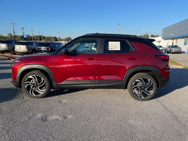 new 2025 Chevrolet TrailBlazer car, priced at $30,585