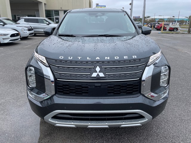 new 2024 Mitsubishi Outlander car, priced at $33,990